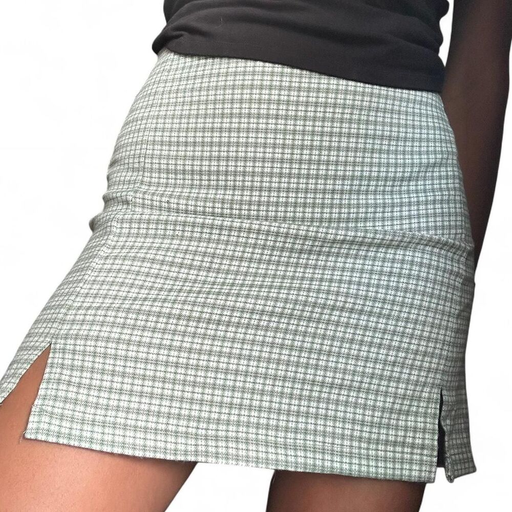 brandy melville plaid mini skirt